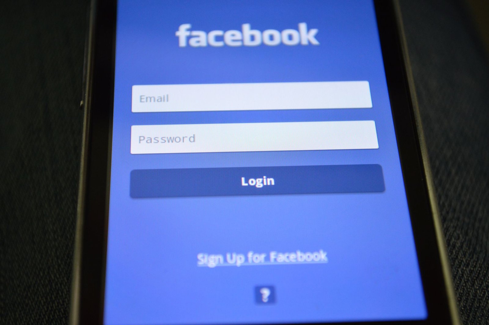 10 Solutions for Your Social Media Troubles