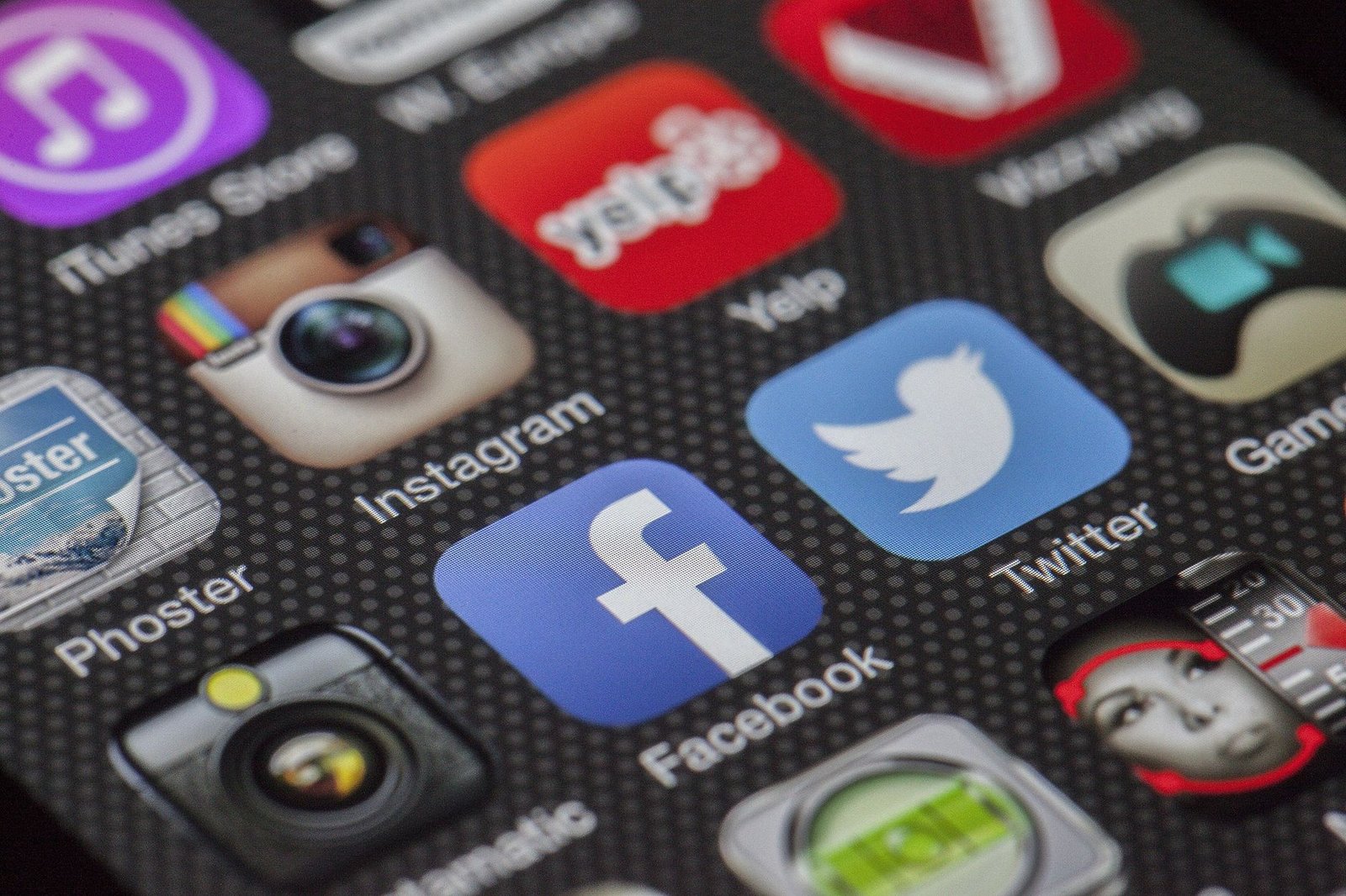 Secrets of Creating a Viral Facebook Application