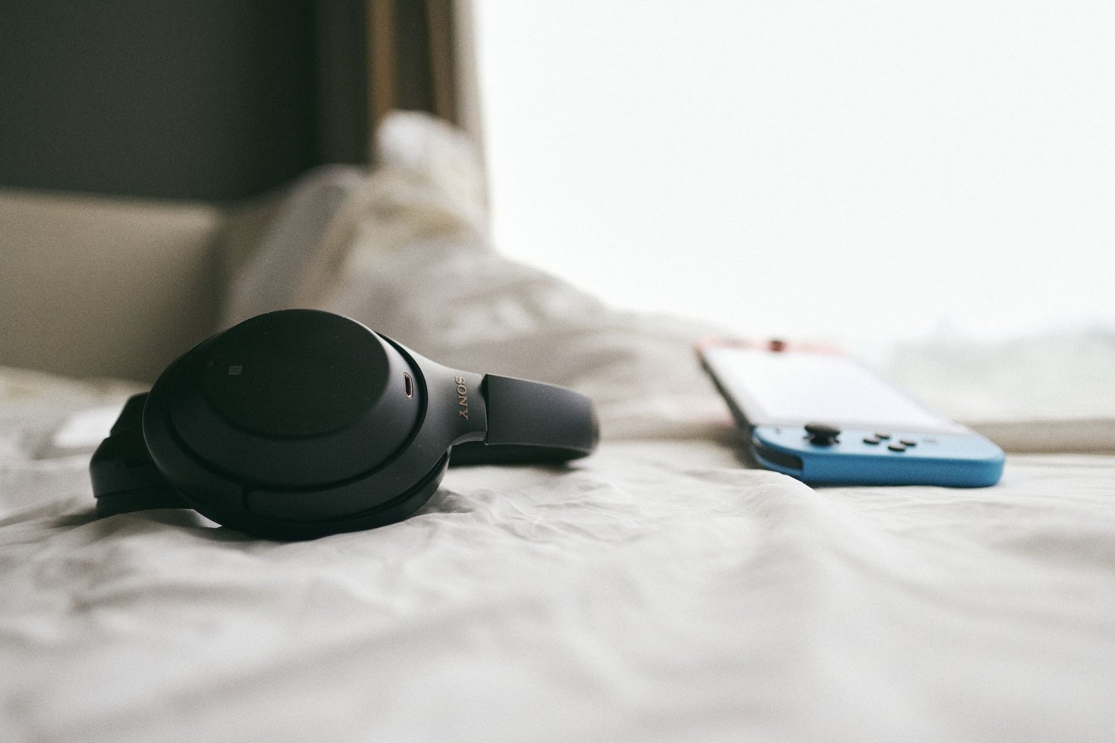 Sony XM4 headphones: The Best Proven Choice for Audio Lovers